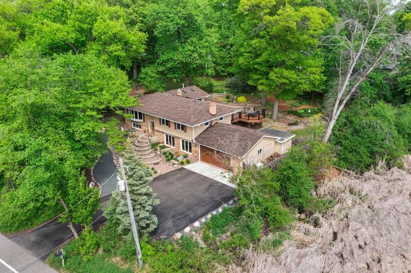 5946 W Bald Eagle Blvd, White Bear Twp, MN 55110