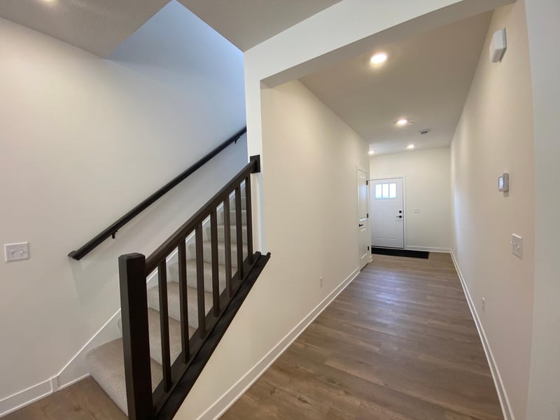 13788 Hollybrook Cir, Apple Valley, MN 55124