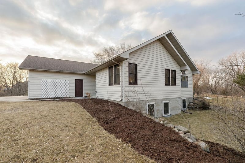 3609 455th St, Montevideo, MN 56265