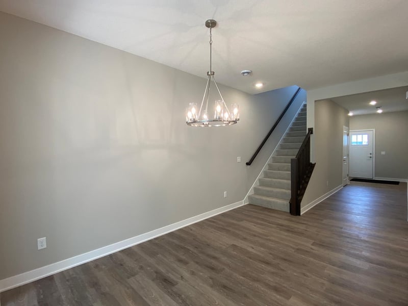 13792 Hollybrook Cir, Apple Valley, MN 55124