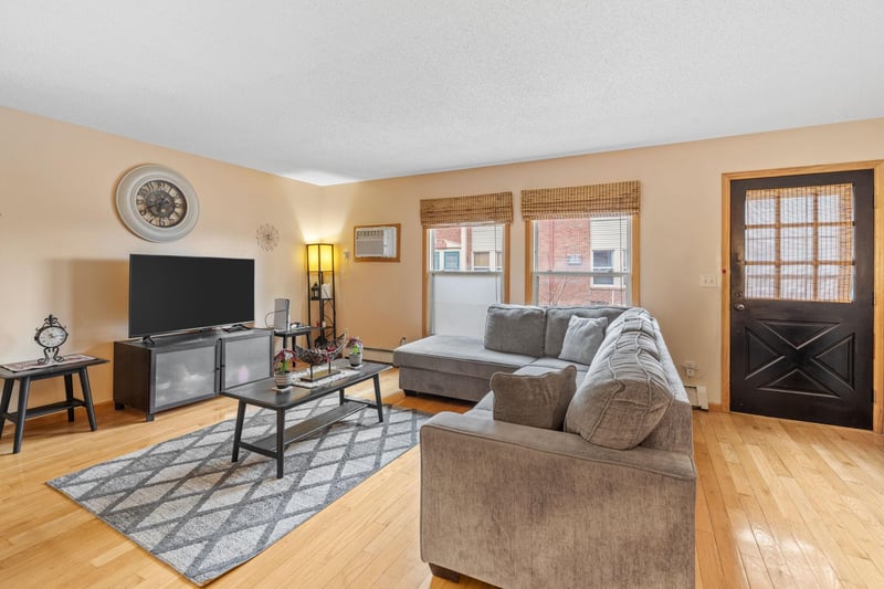 2130 14th St NW #2, New Brighton, MN 55112