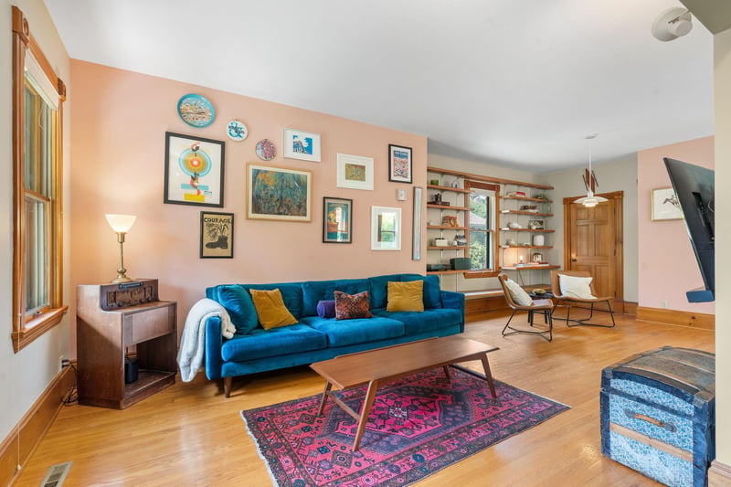 2109 Milwaukee Ave, Minneapolis, MN 55404