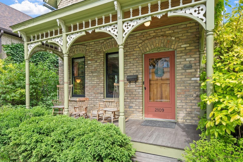 2109 Milwaukee Ave, Minneapolis, MN 55404