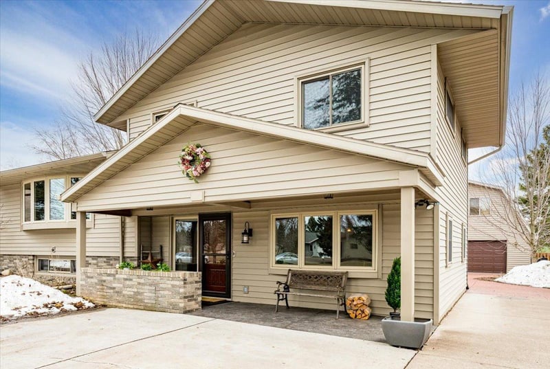 3908 N 21st St, Superior, WI 54880