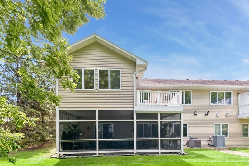 10327 165th St W, Lakeville, MN 55044
