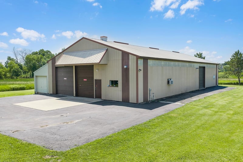 5875 Meadowlark Ln, Prior Lake, MN 55372