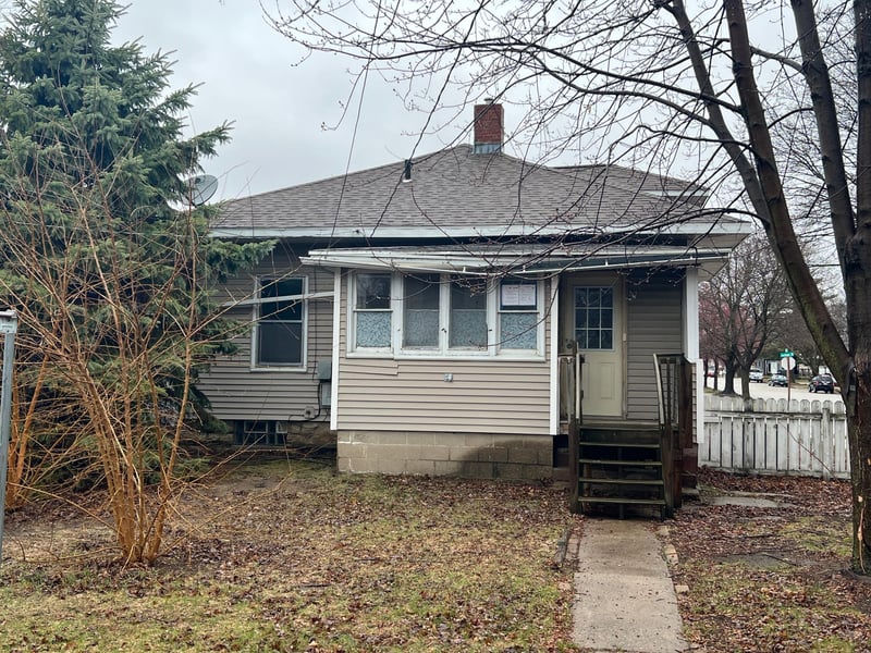 1334 Jackson St, La Crosse, WI 54601