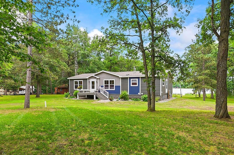 22673 106th St, Menahga, MN 56464
