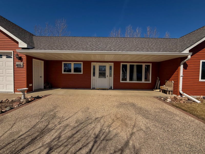 405 Garfield Ln, Lake Park, MN 56554