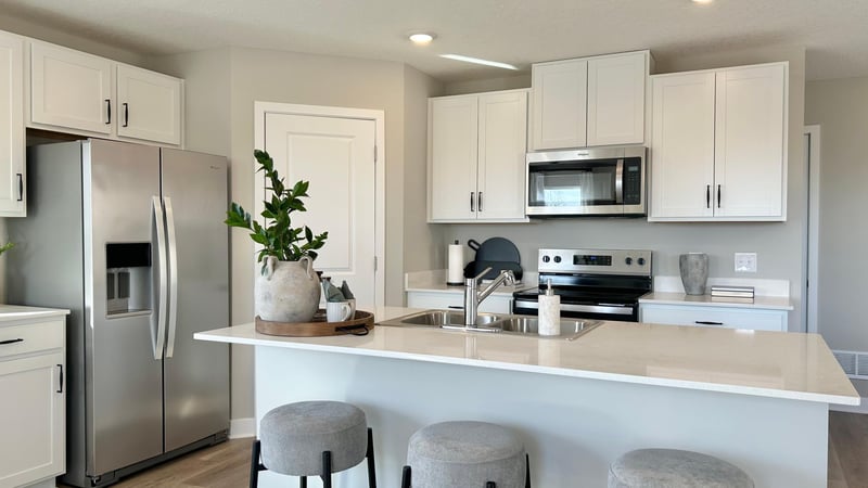 1686 Zumbro Ave, Shakopee, MN 55379