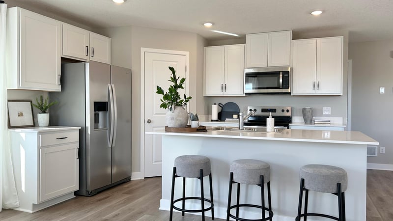 1686 Zumbro Ave, Shakopee, MN 55379