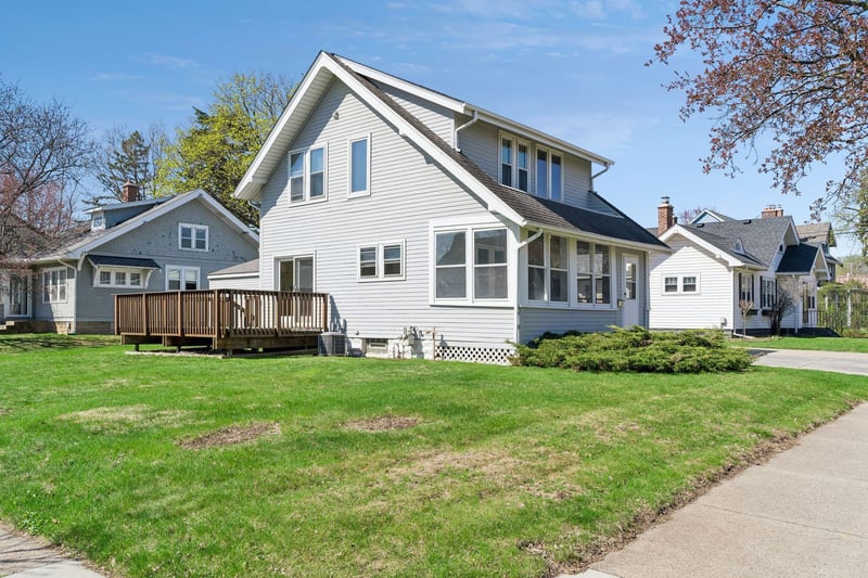 221 E 48th St, Minneapolis, MN 55419