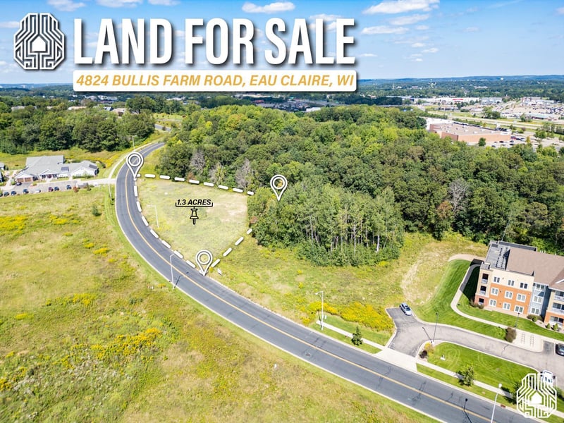4824 Bullis Farm Rd, Eau Claire, WI 54701