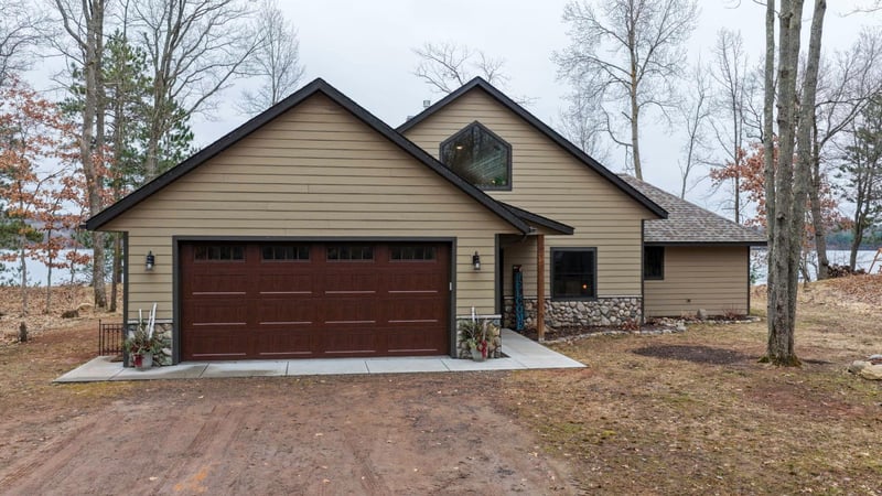 1203 Peterson Trl, Spooner, WI 54801