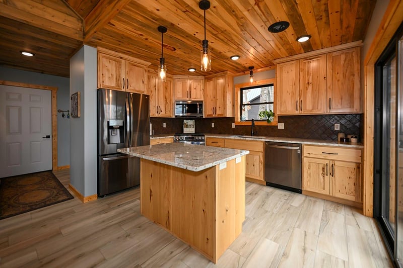 1203 Peterson Trl, Spooner, WI 54801