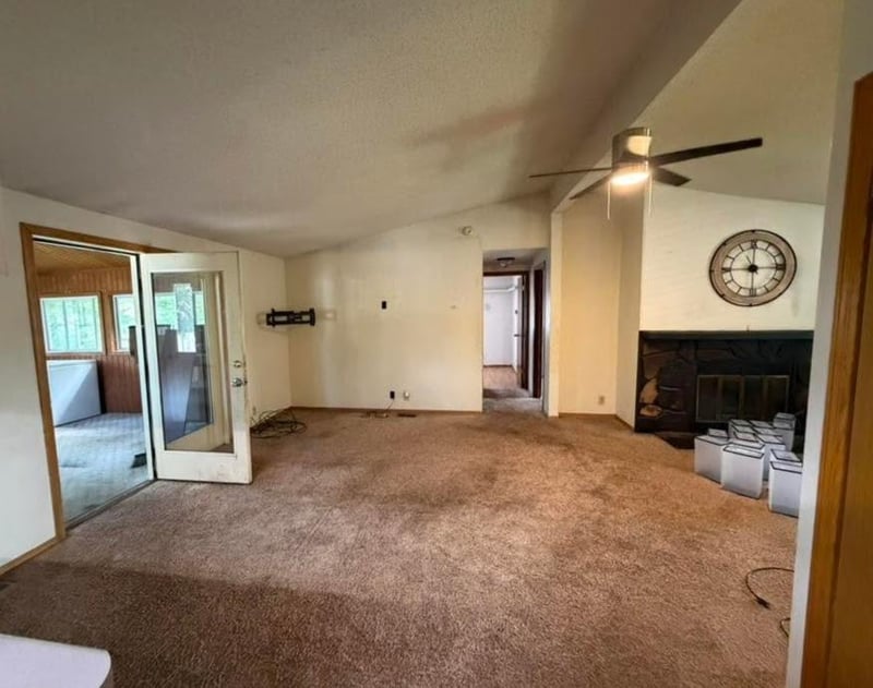 114 6th Ave NW, Waseca, MN 56093