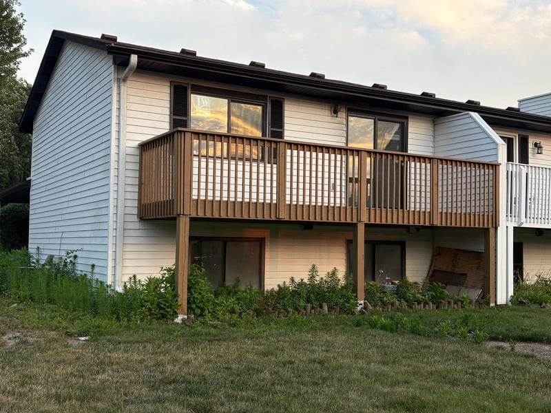 3826 Goodwin Ave N, Oakdale, MN 55128