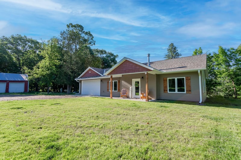 12914 Rutledge Rd, Finlayson, MN 55735