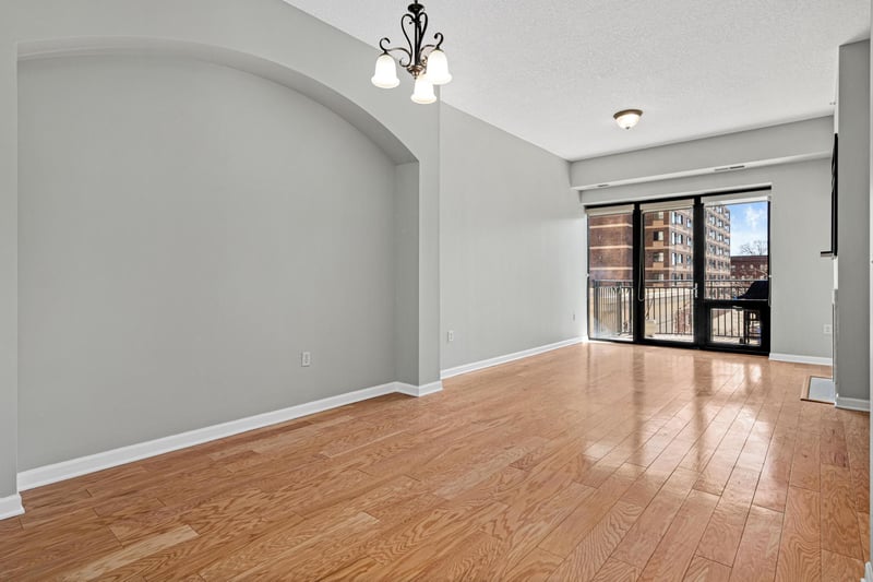 500 E Grant St #205, Minneapolis, MN 55404