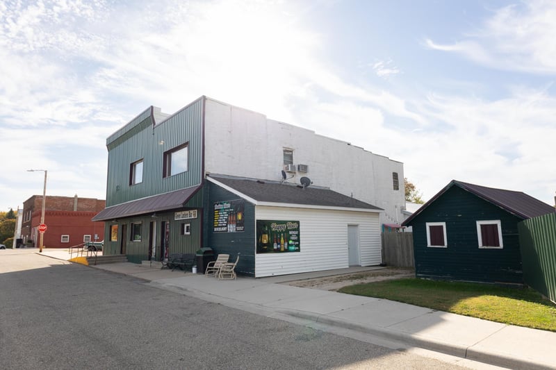 103 W Main St, Hardwick, MN 56134