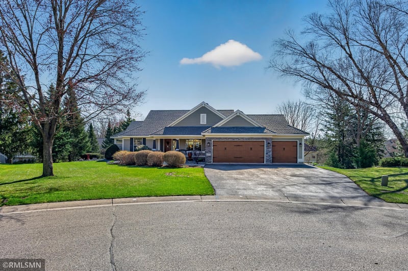 3304 Nathaniel Ct, Vadnais Heights, MN 55127