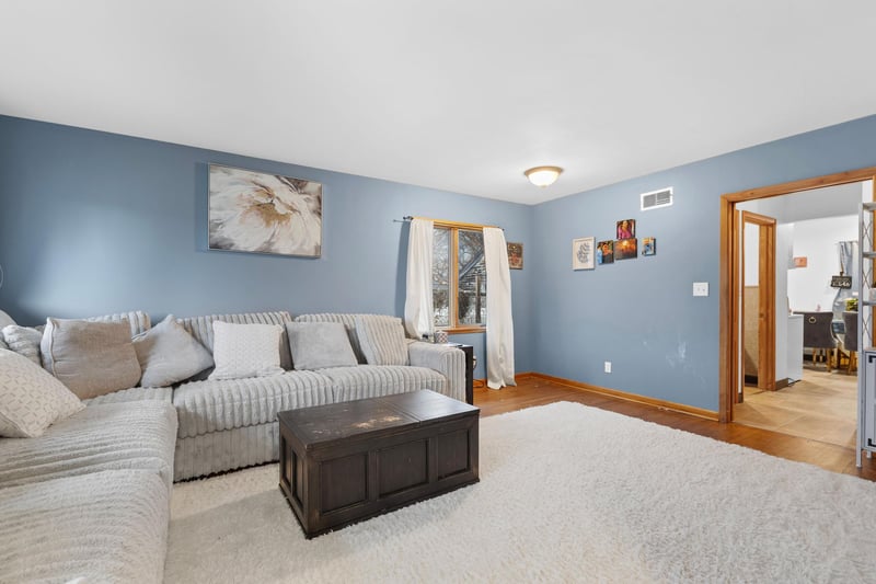 621 S Garden St, Lake City, MN 55041