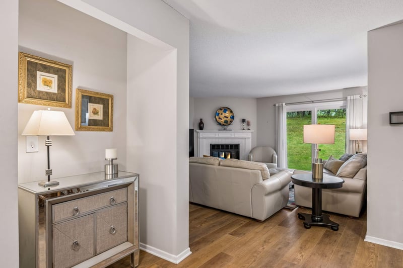 6983 Langford Ct, Edina, MN 55436