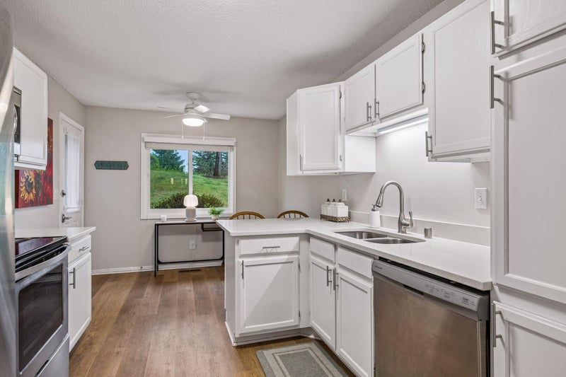 6983 Langford Ct, Edina, MN 55436