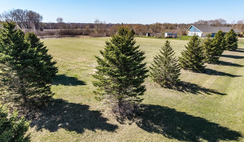 30070 Ashby Ct, Northfield, MN 55057