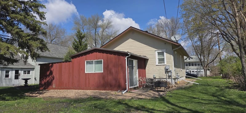 218 W Broadway St, Redwood Falls, MN 56283