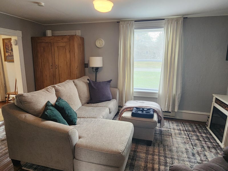 904 Pearl St, Prescott, WI 54021