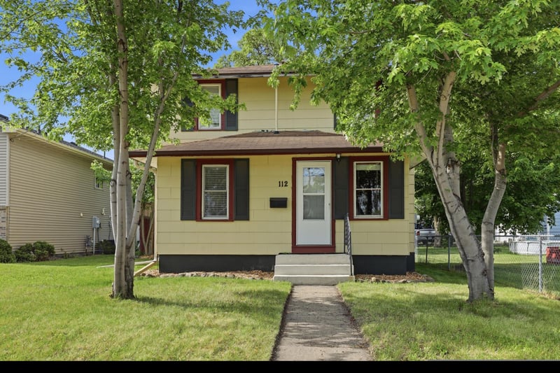 112 3rd St N, Waite Park, MN 56387