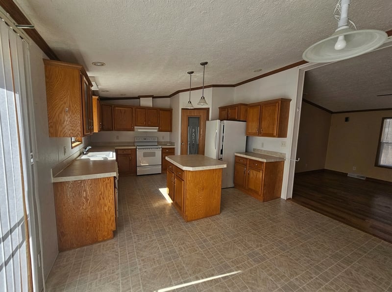 16538 Brighton Point Rd, Deerwood, MN 56444