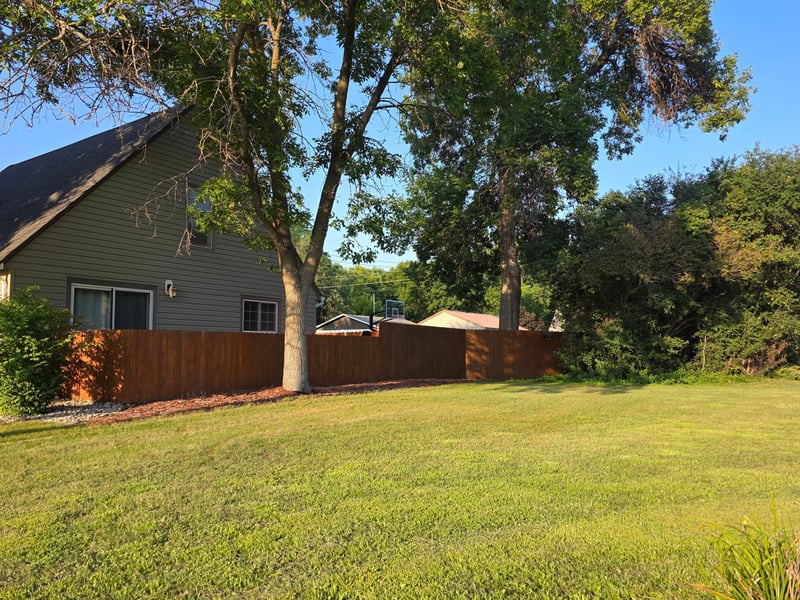 617 S Hiawatha Ave, Pipestone, MN 56164