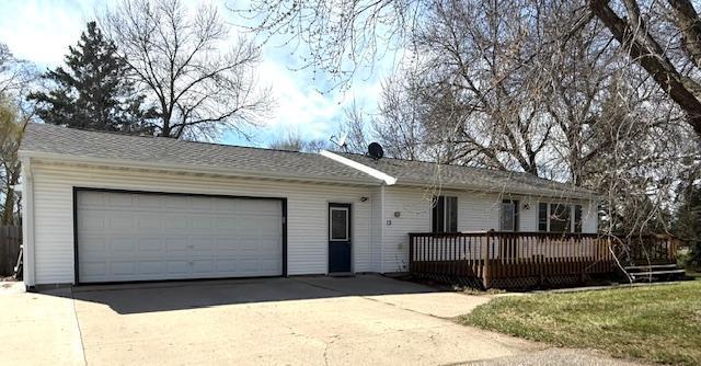 13 N Muyres Ave, Carlos, MN 56319