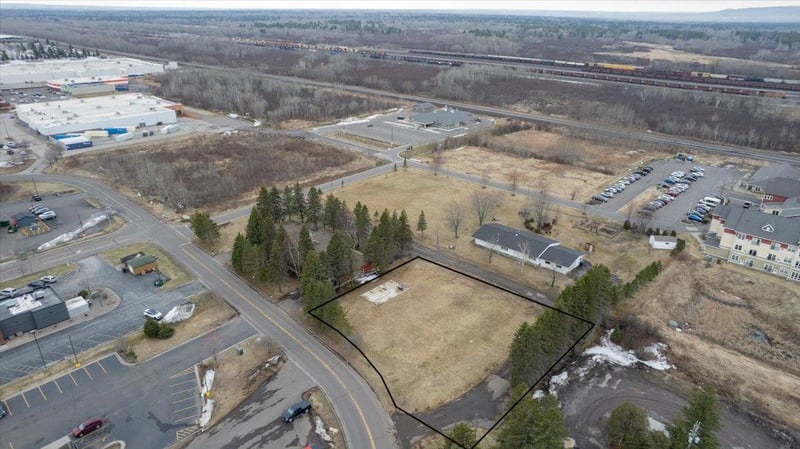 3 Cronstrom Ct, Superior, WI 54880