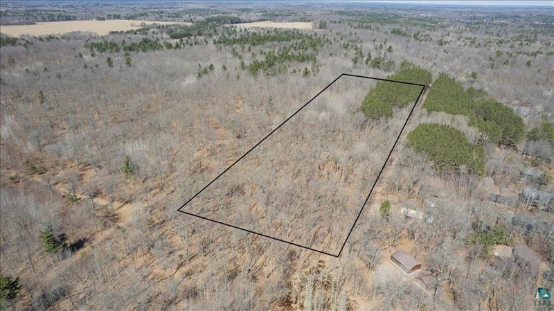 27xxx Hill Rd, Spooner, WI 54801