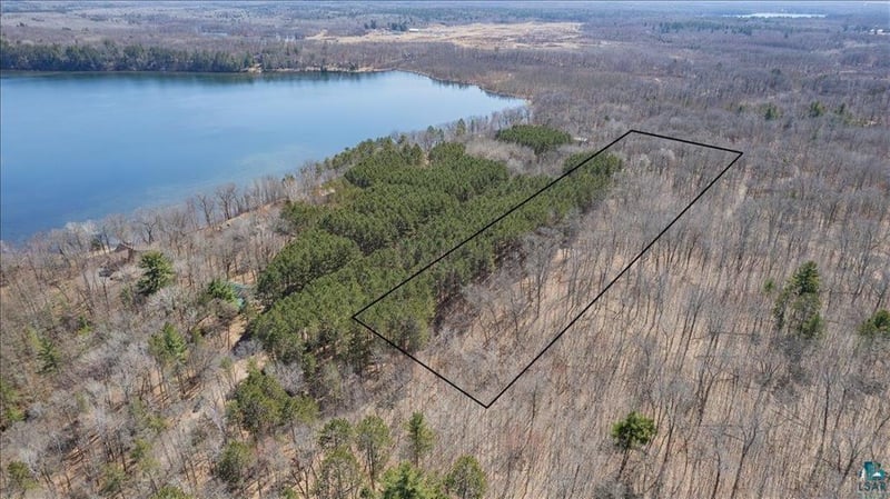 27xxx Hill Rd, Spooner, WI 54801