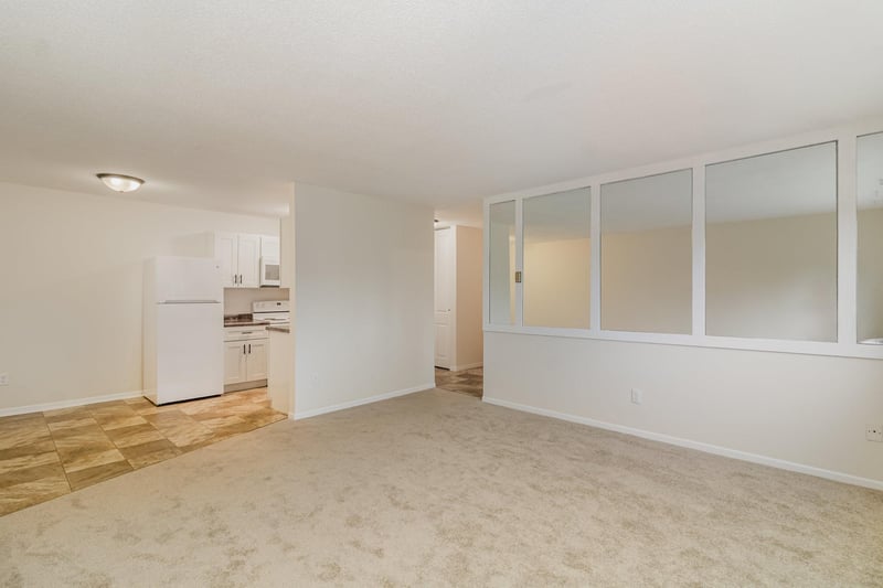 2616 Harriet Ave #303, Minneapolis, MN 55408