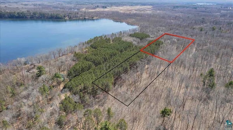 27xx Hill Rd, Spooner, WI 54801