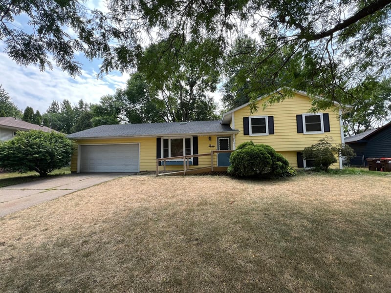 8401 79th St S, Cottage Grove, MN 55016