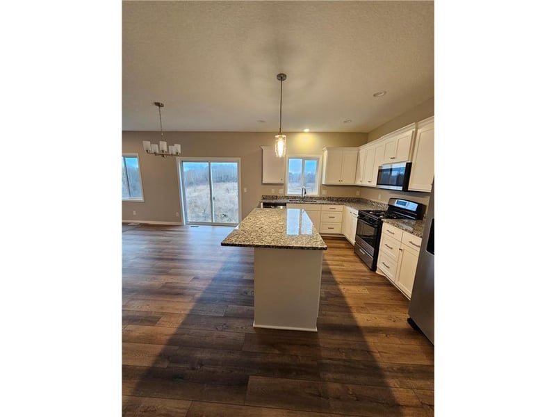 971 45th Ave NE, Saint Cloud, MN 56304