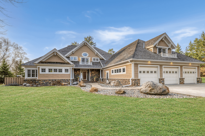 1242 Maple Leaf Trl NW, Walker, MN 56484