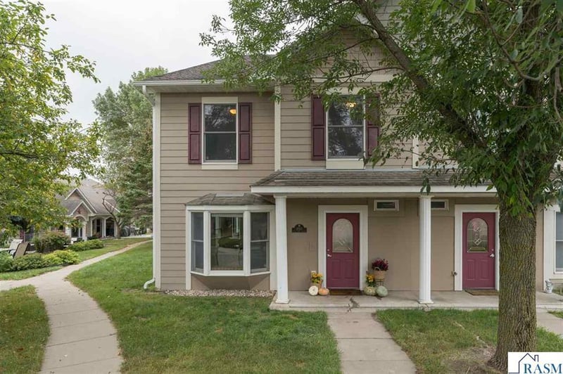 1840 Haralson Ct, Saint Peter, MN 56082