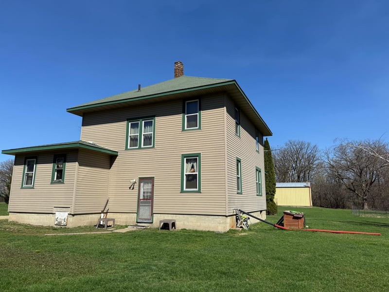 14543 530th St, West Concord, MN 55985