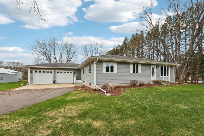 7510 161st Ave NE, Forest Lake, MN 55025