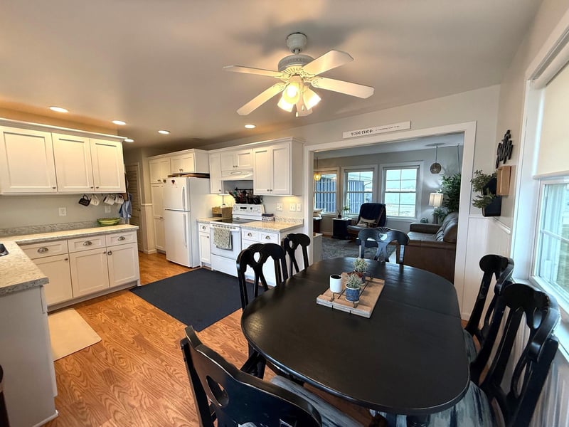 12589 13th St NW, Spicer, MN 56288