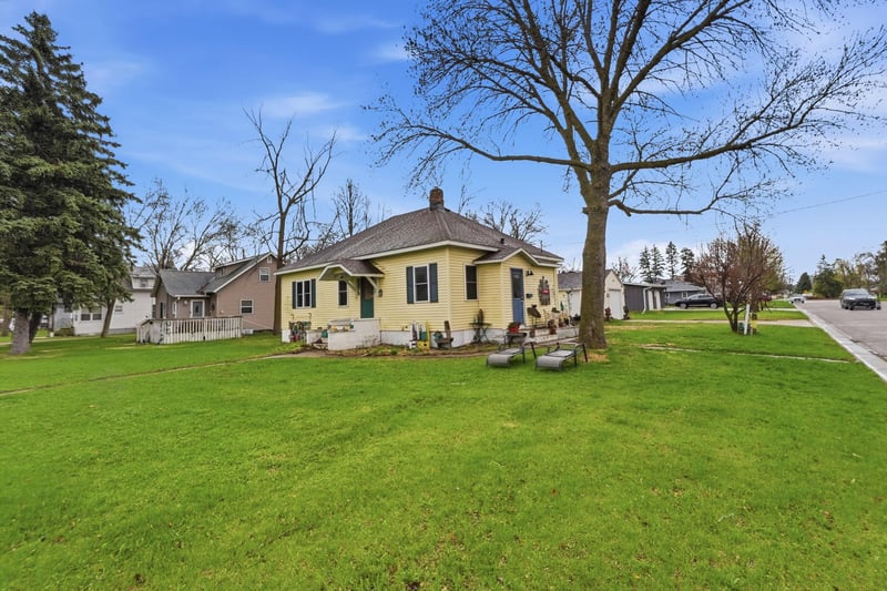 333 Minnesota St, Paynesville, MN 56362