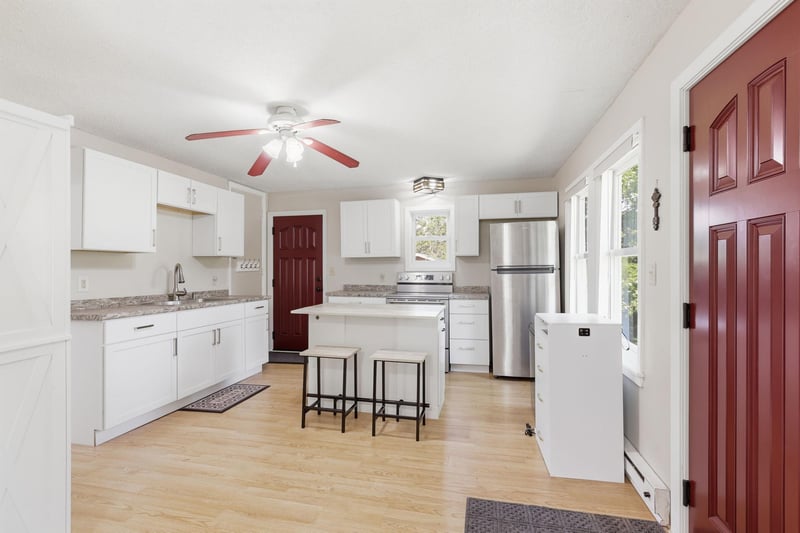 14331 285th Ave NW, Zimmerman, MN 55398