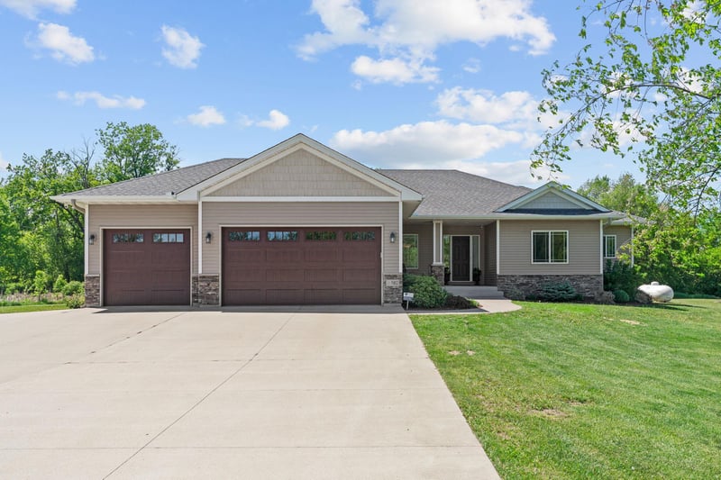 5182 134th St NW, Clearwater, MN 55320